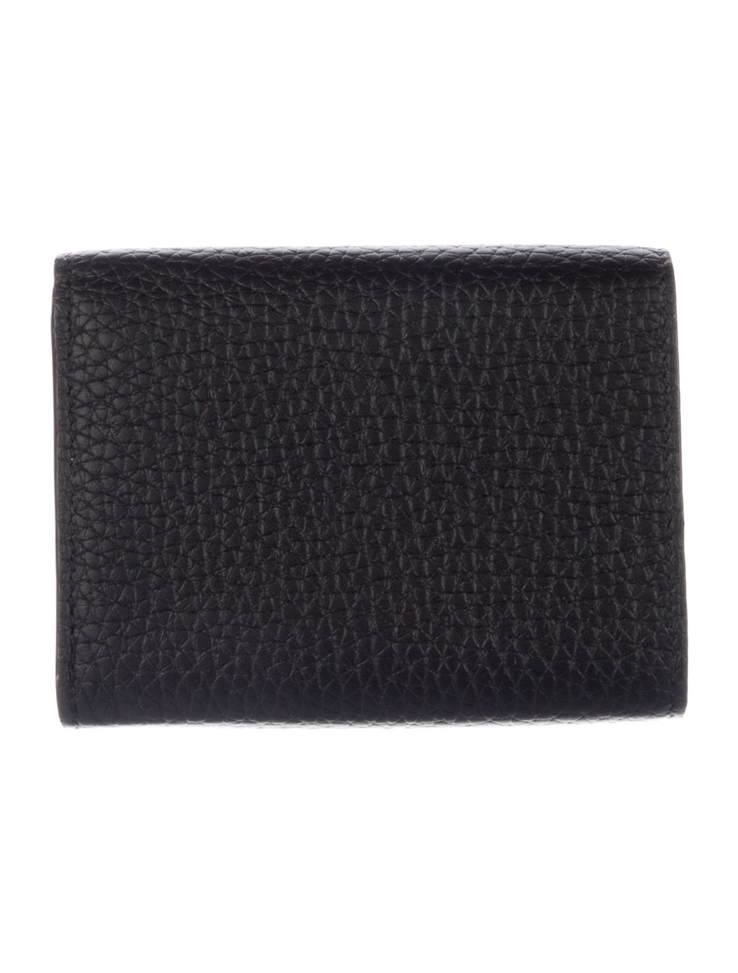 Louis Vuitton Taurillon Leather Capucines Compact Wallet