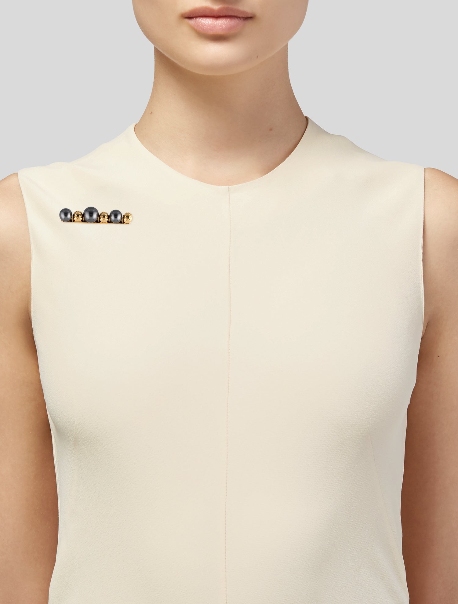 Louis Vuitton Faux Pearl Pin brooch