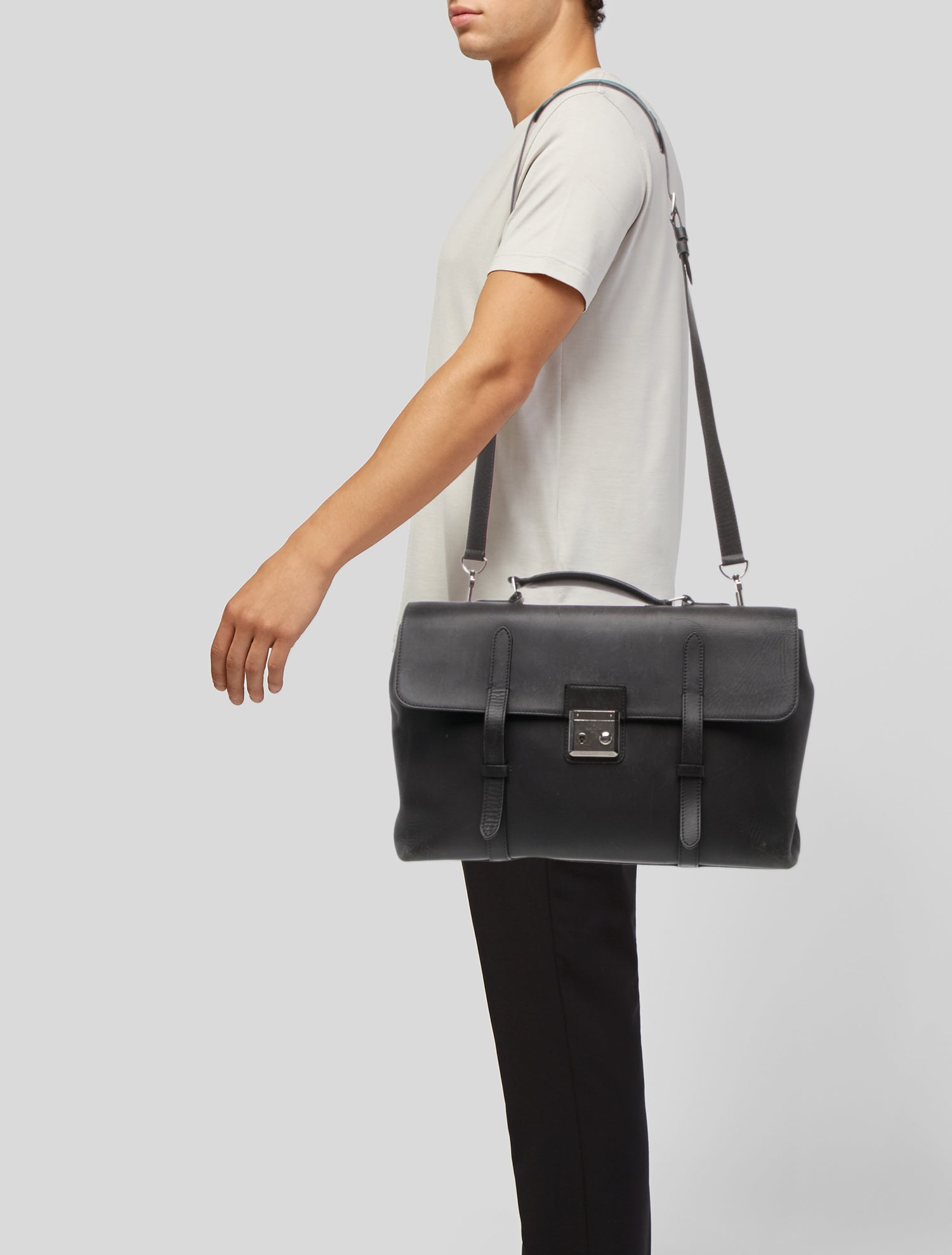 Louis Vuitton Taiga Leather Cartable Briefcase