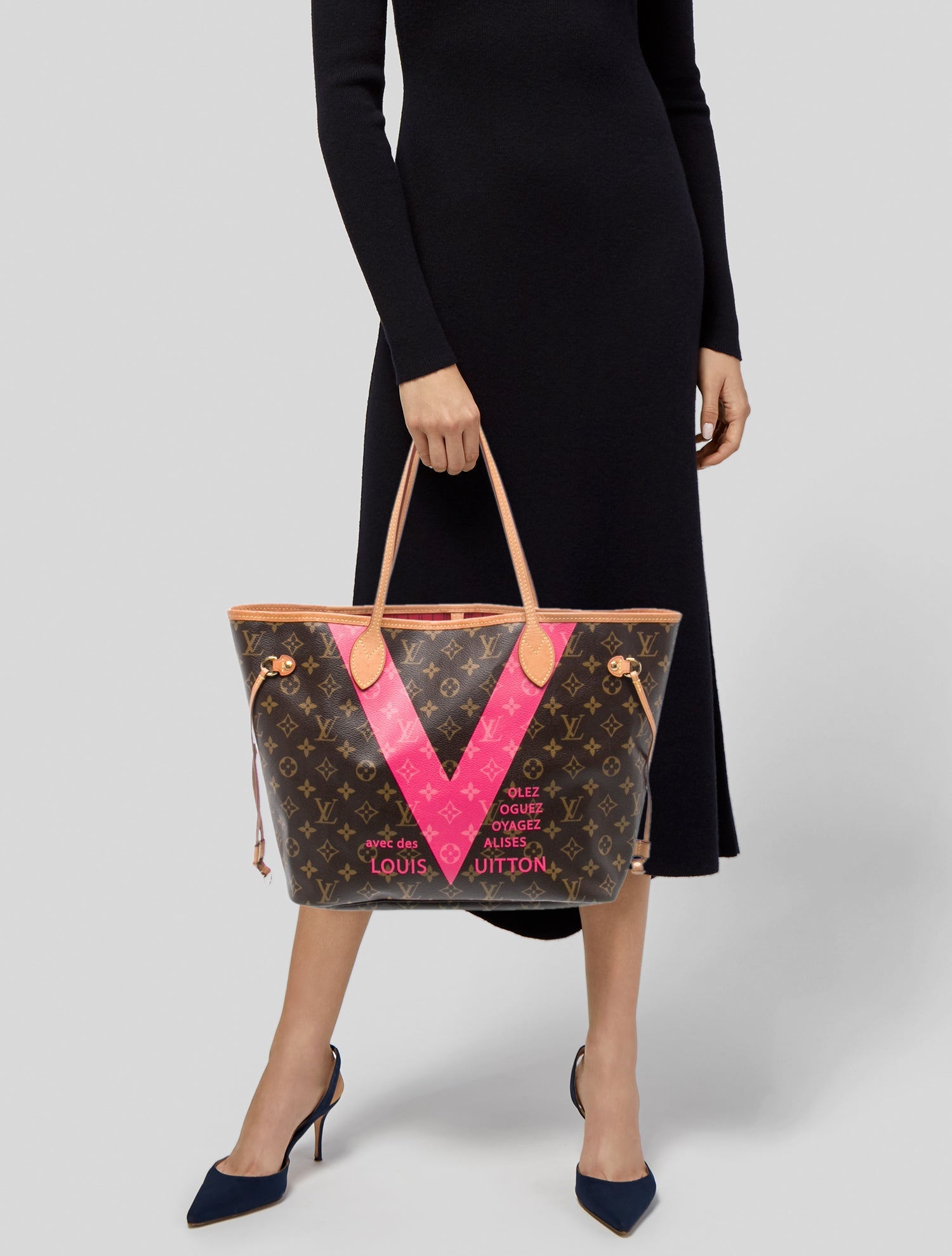 Louis Vuitton LV Monogram Neverfull w/Pouch MM