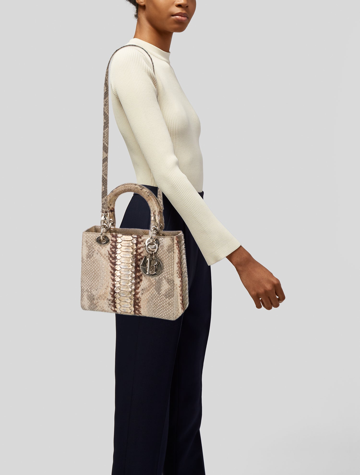 Christian Dior 2022 Cannage Mini Heart Pouch on Chain - Pink