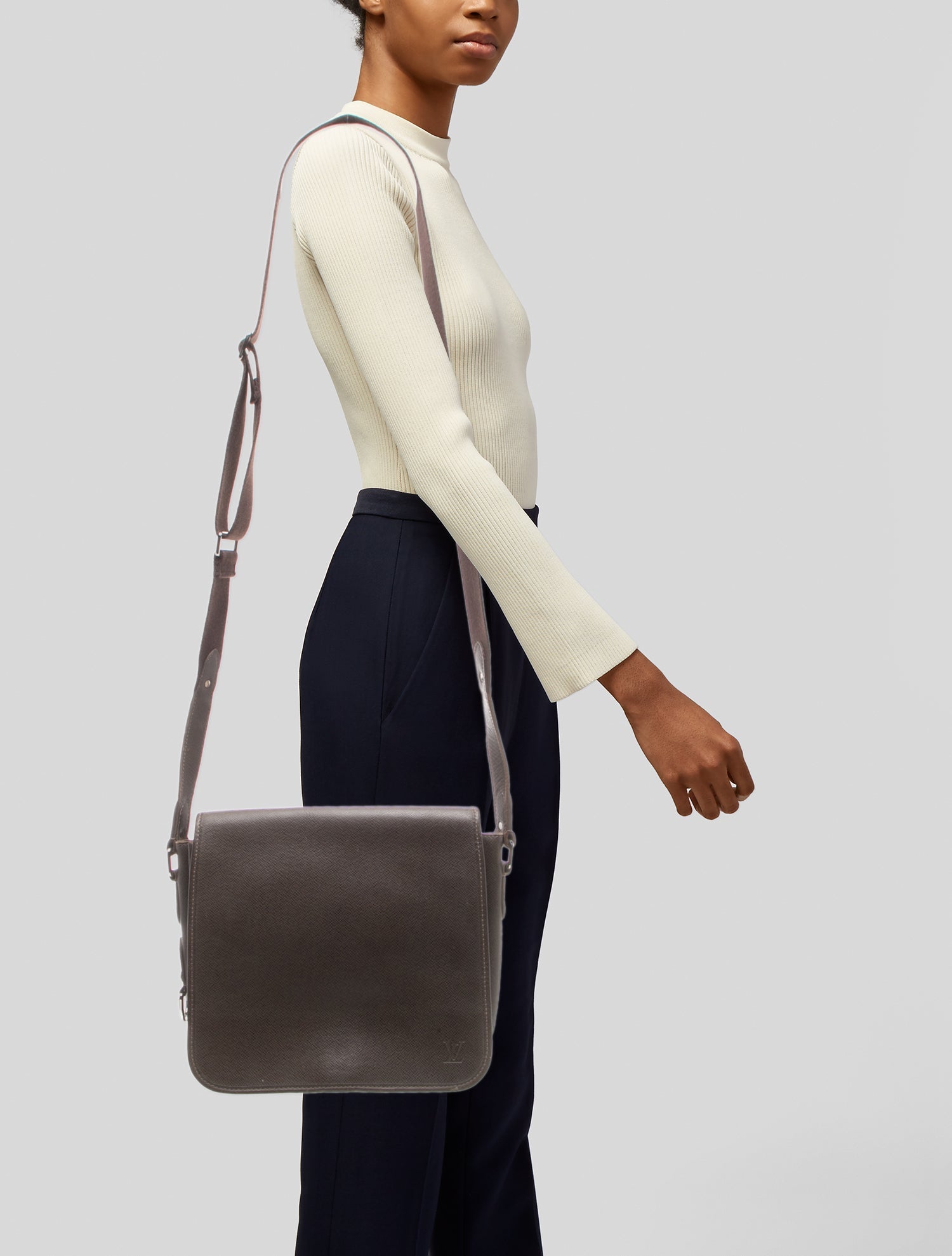 Louis Vuitton Taiga Leather Messenger Bag