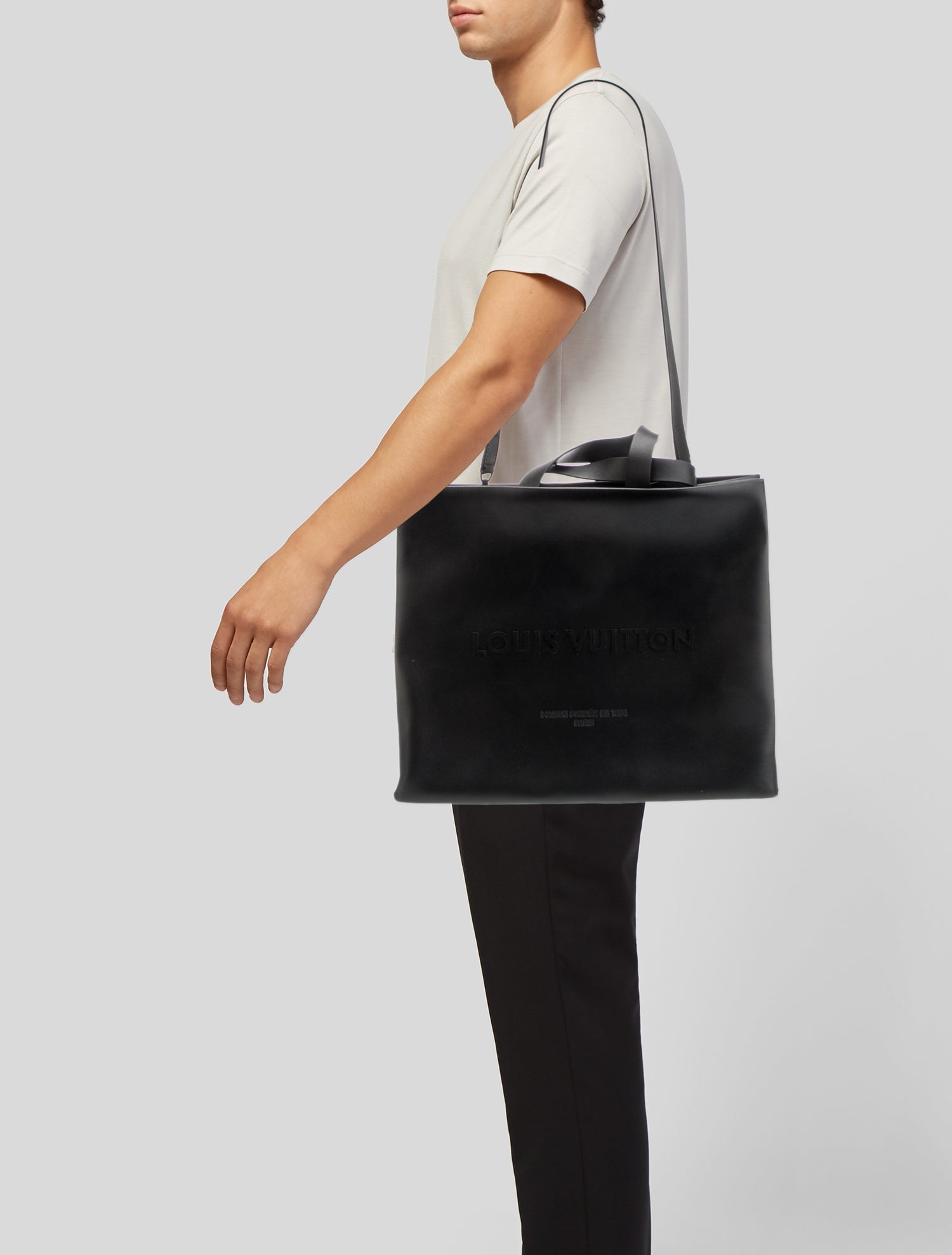 Louis Vuitton Leather Crossbody Bag MM 2025