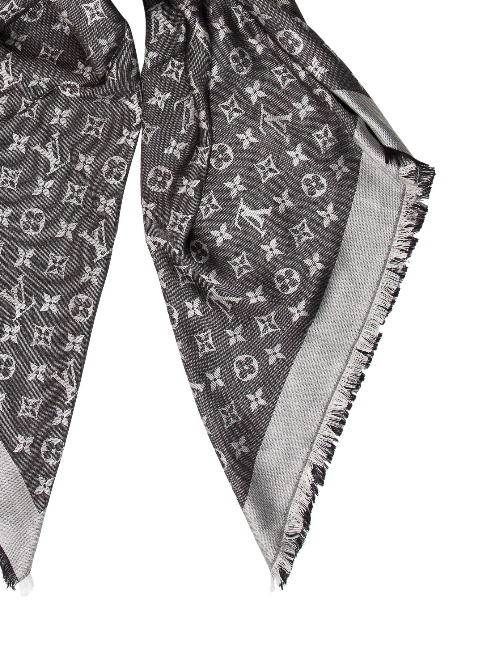 louis vuitton women's shawl