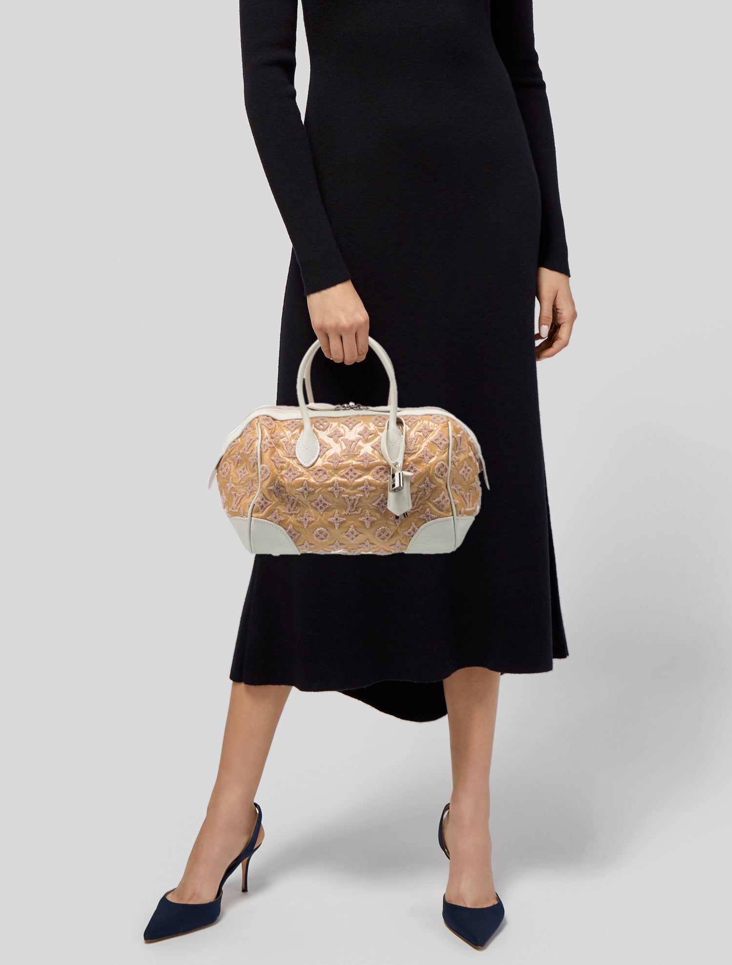 Louis Vuitton Monogram Speedy Round