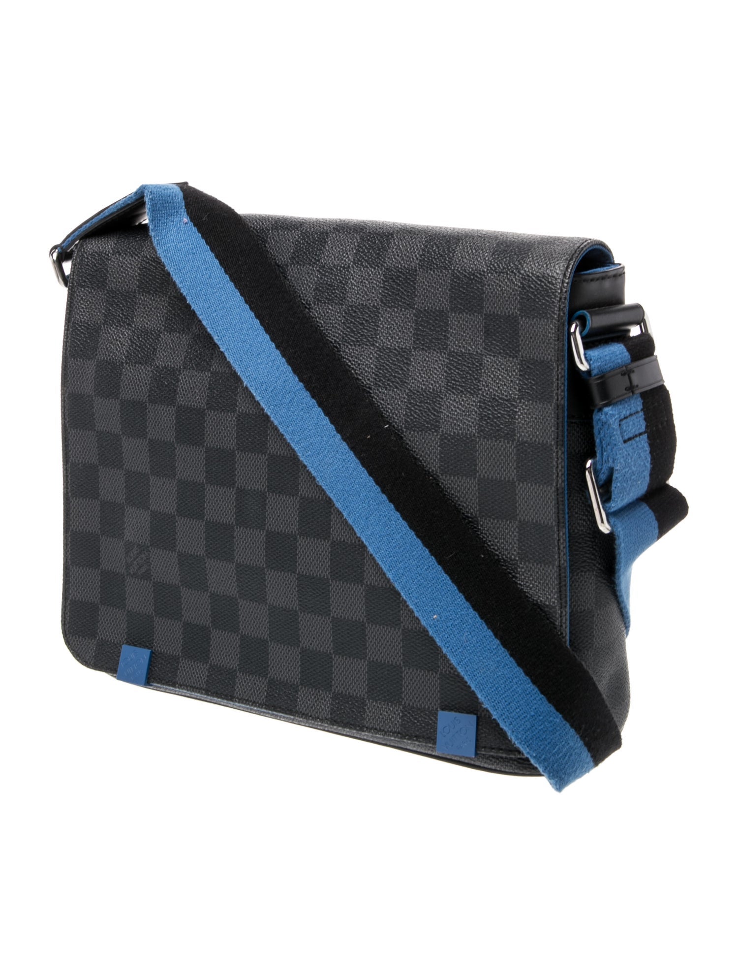 Louis Vuitton Damier Graphite District Messenger PM