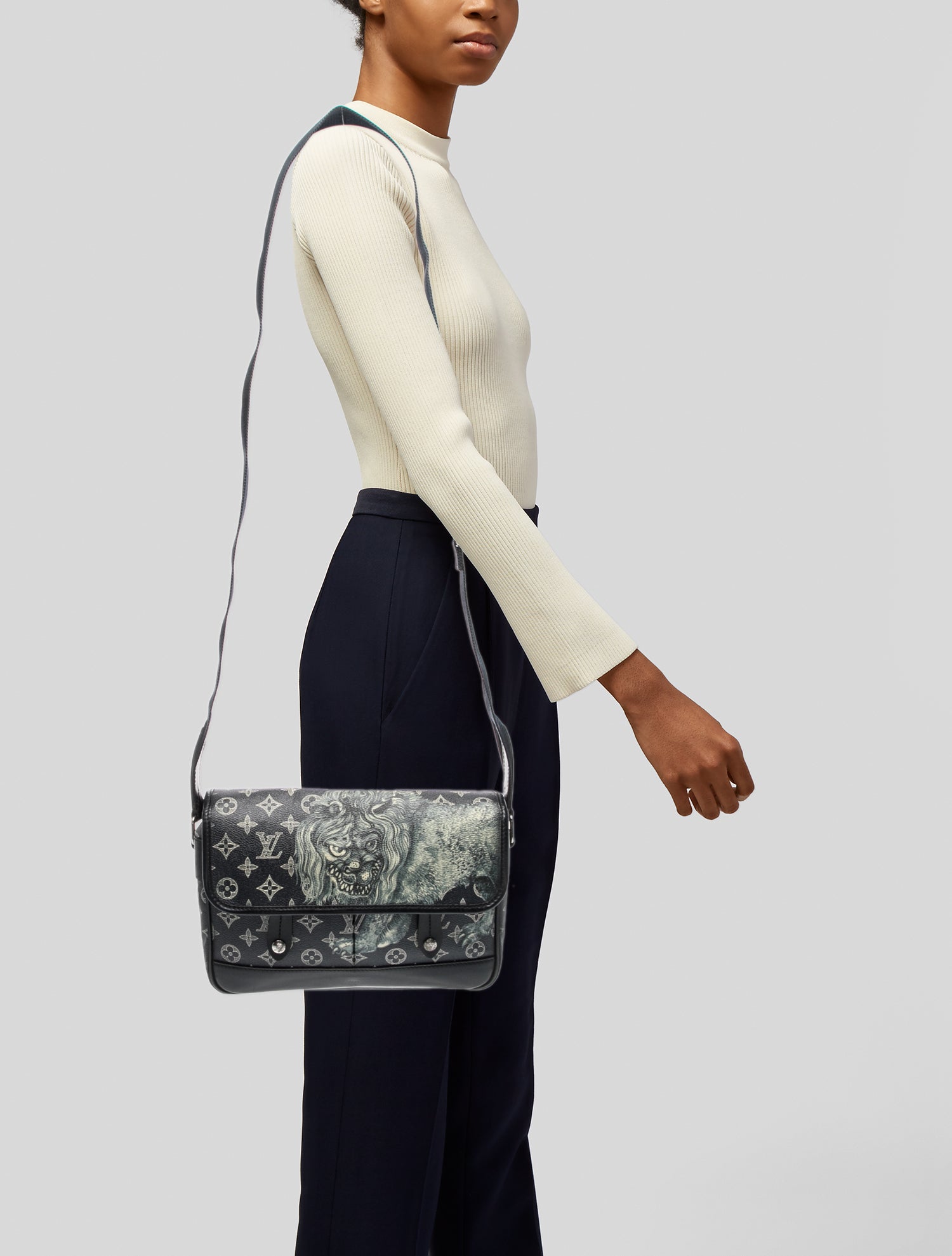 Louis Vuitton LV Monogram Messenger Bag