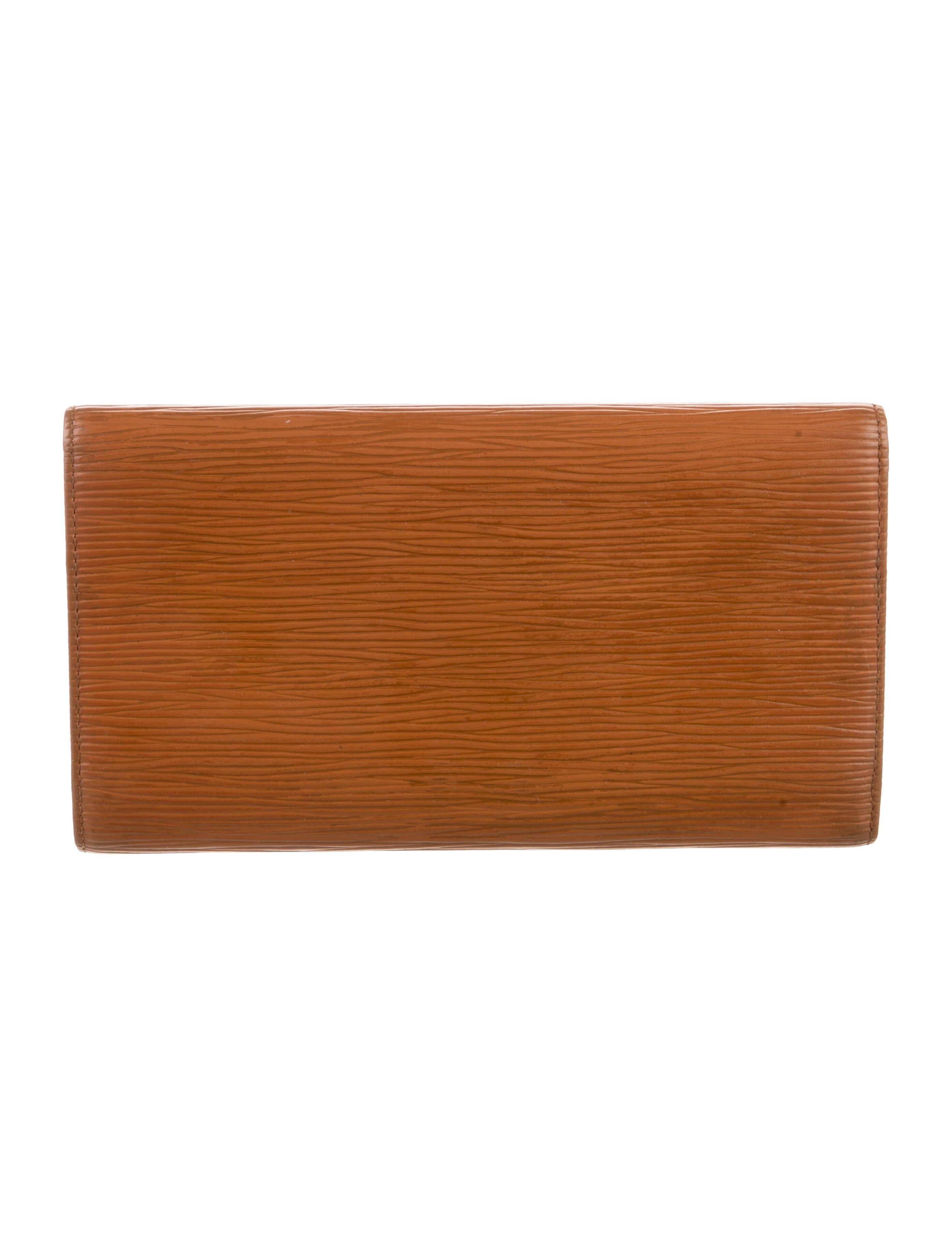 Louis Vuitton Vintage 1997 International Wallet