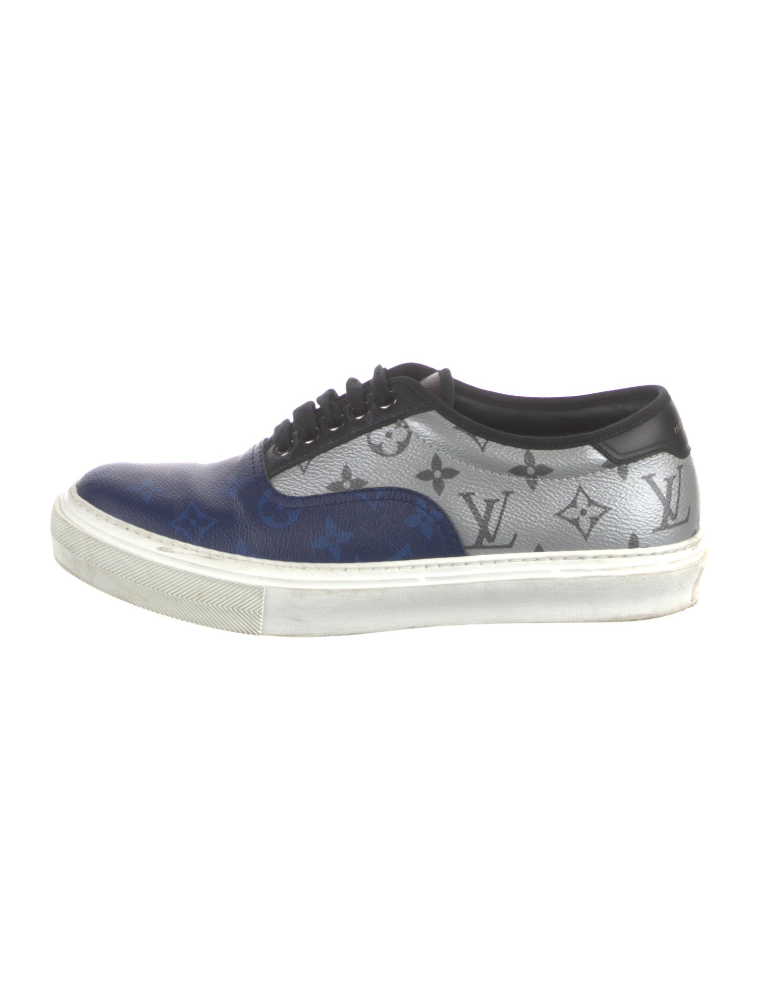 Louis Vuitton 2017 LV Monogram Sneakers