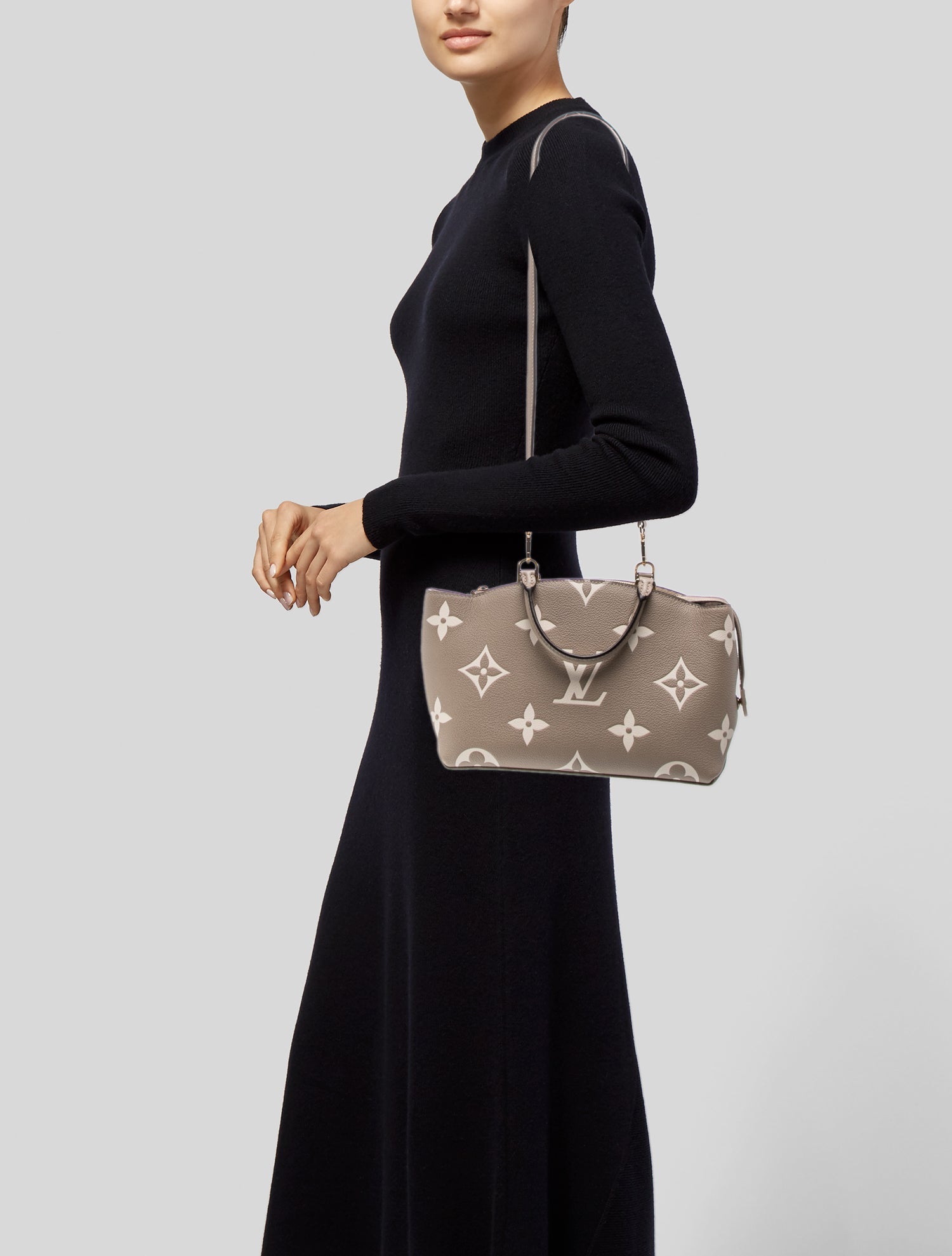 Louis Vuitton Monogram Giant Palais Petit