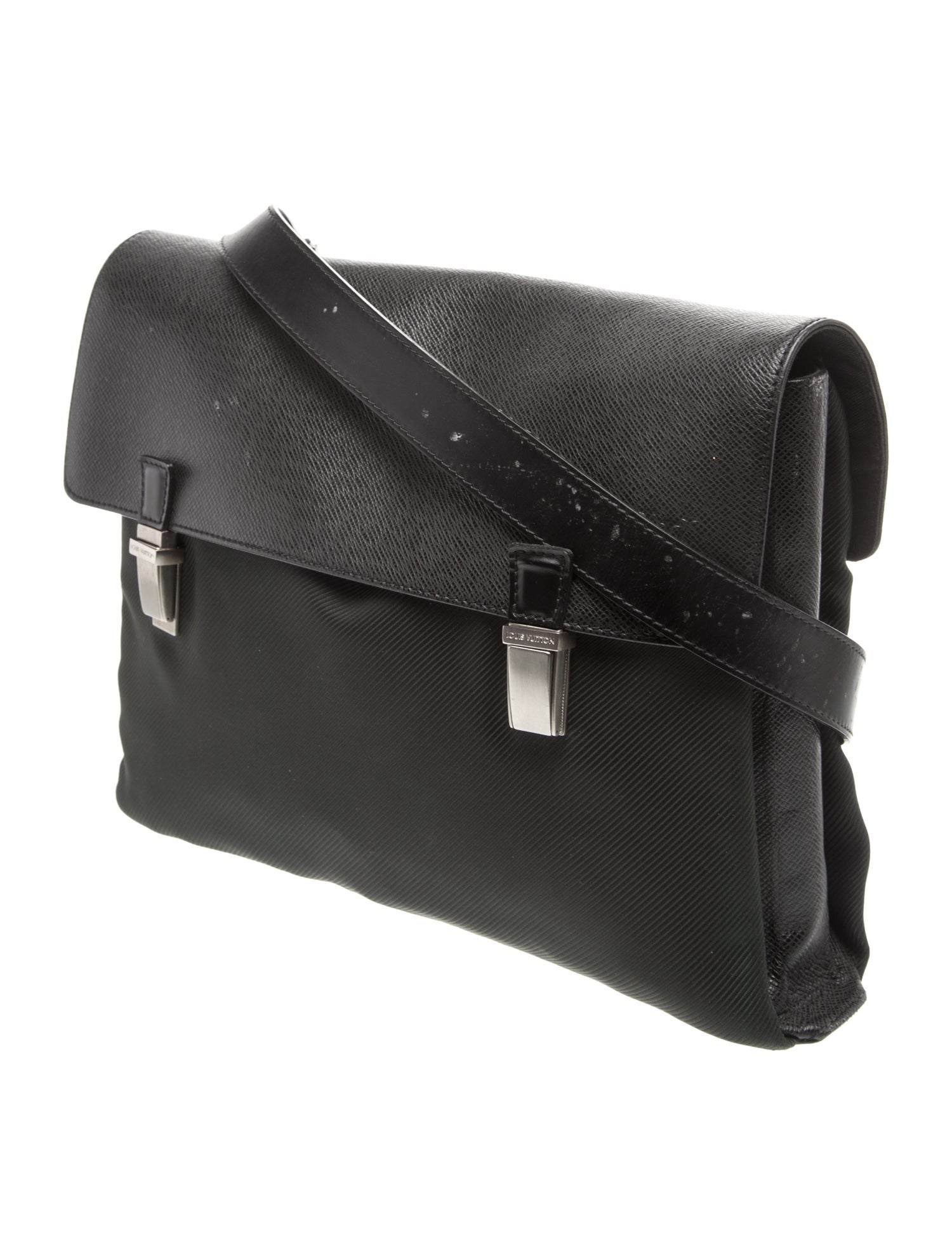 Louis Vuitton Taiga Leather Saratov Luggage