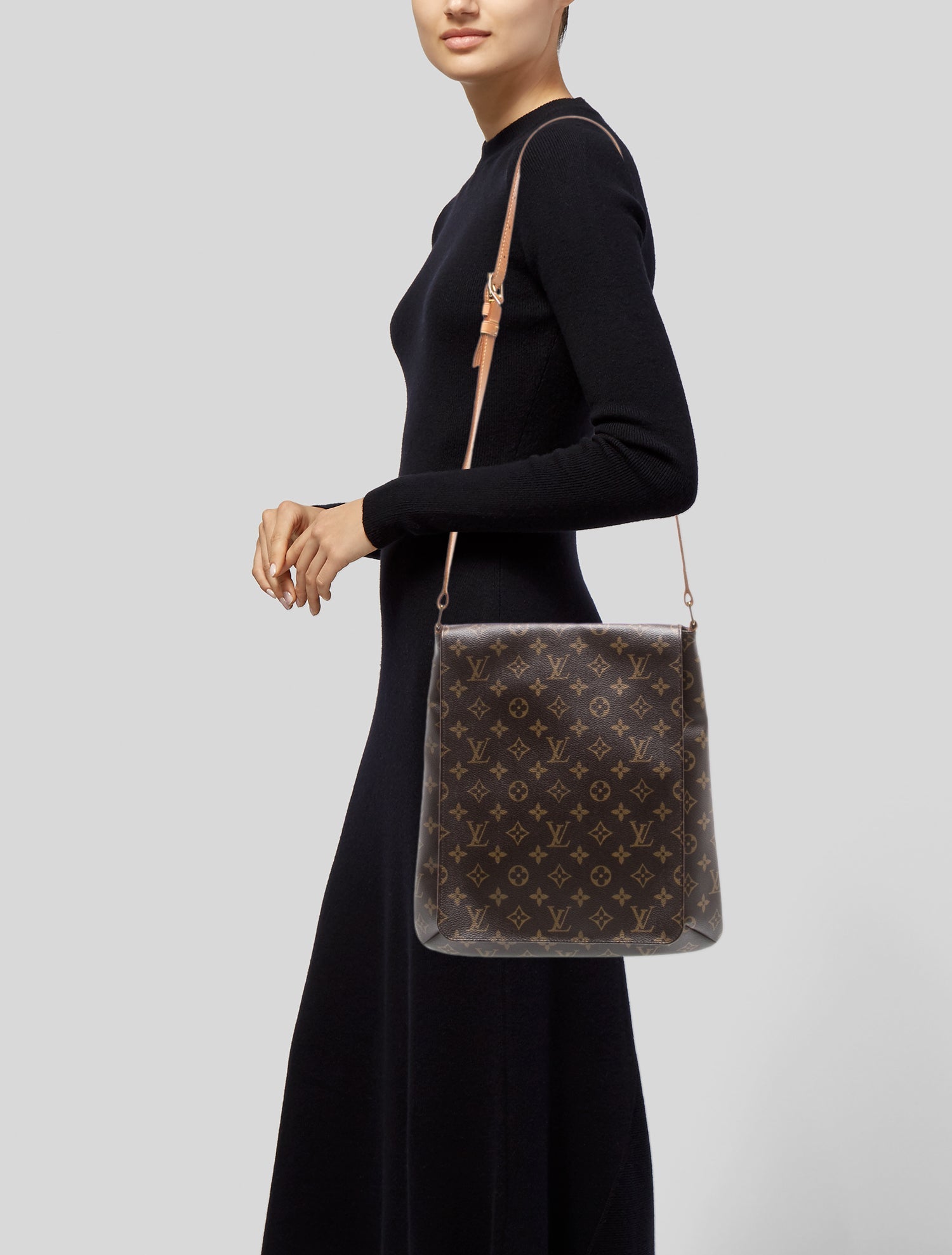 Louis Vuitton Messenger Bag