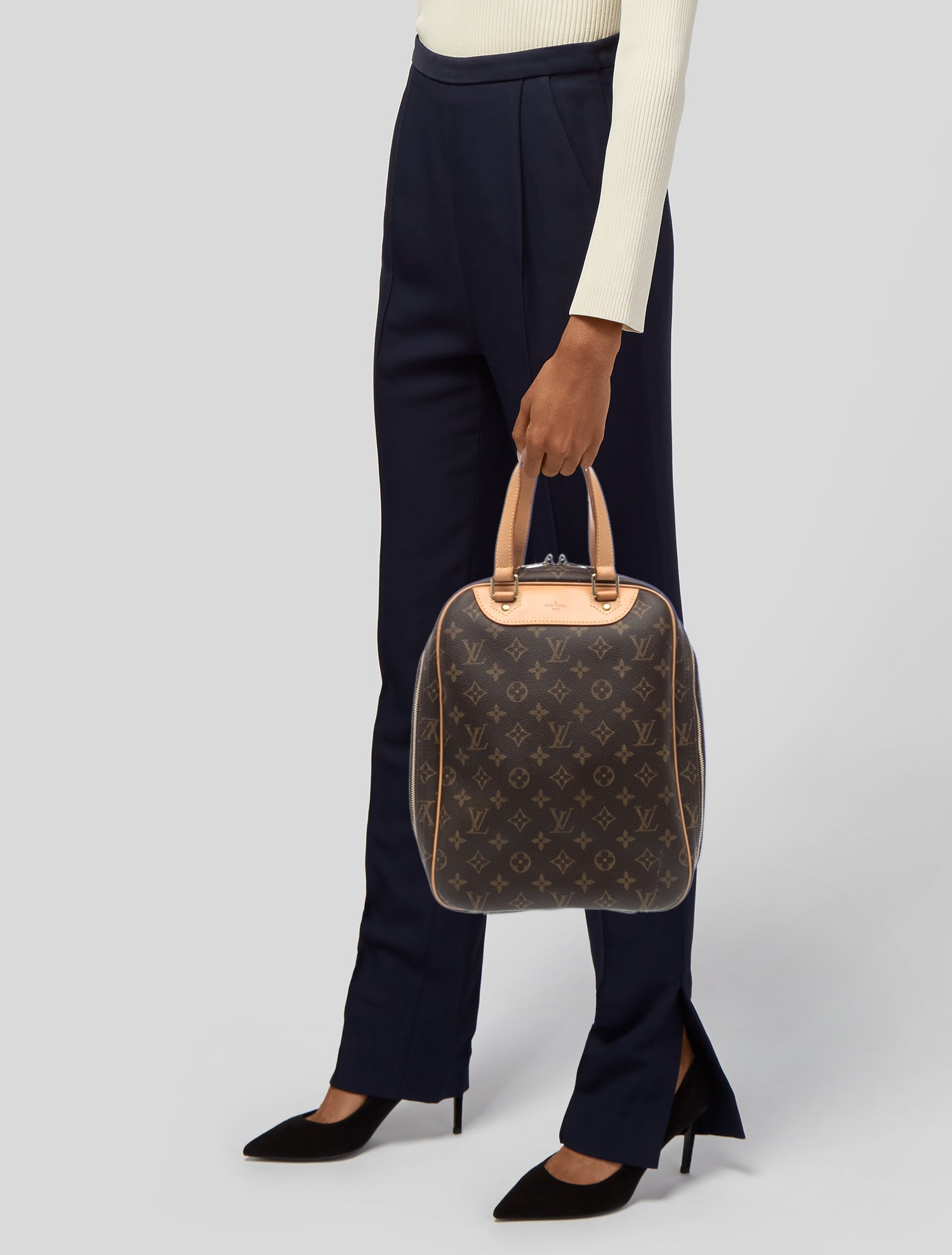 Louis Vuitton LV Monogram Monogram Canvas Excursion Bag Medium
