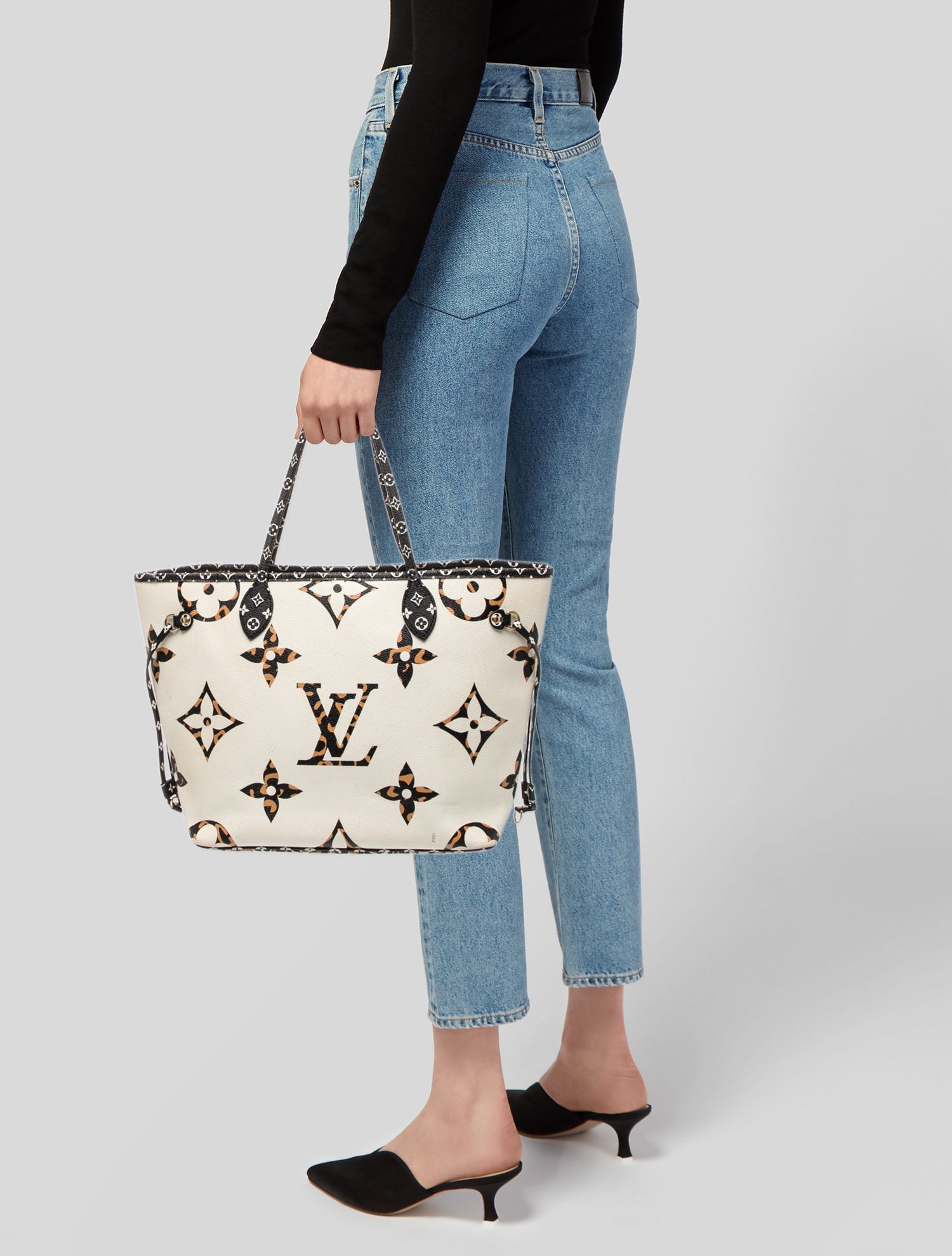 Louis Vuitton Monogram Giant Neverfull w/Pouch MM