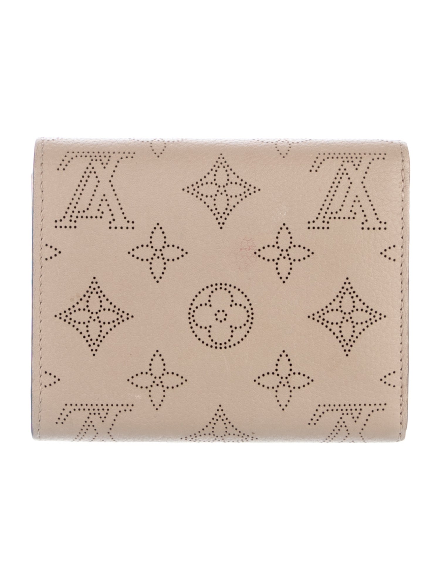 Louis Vuitton 2018 LV Monogram Compact Wallet