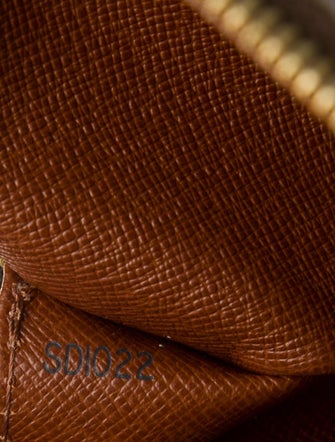 Louis Vuitton Shoulder Bag