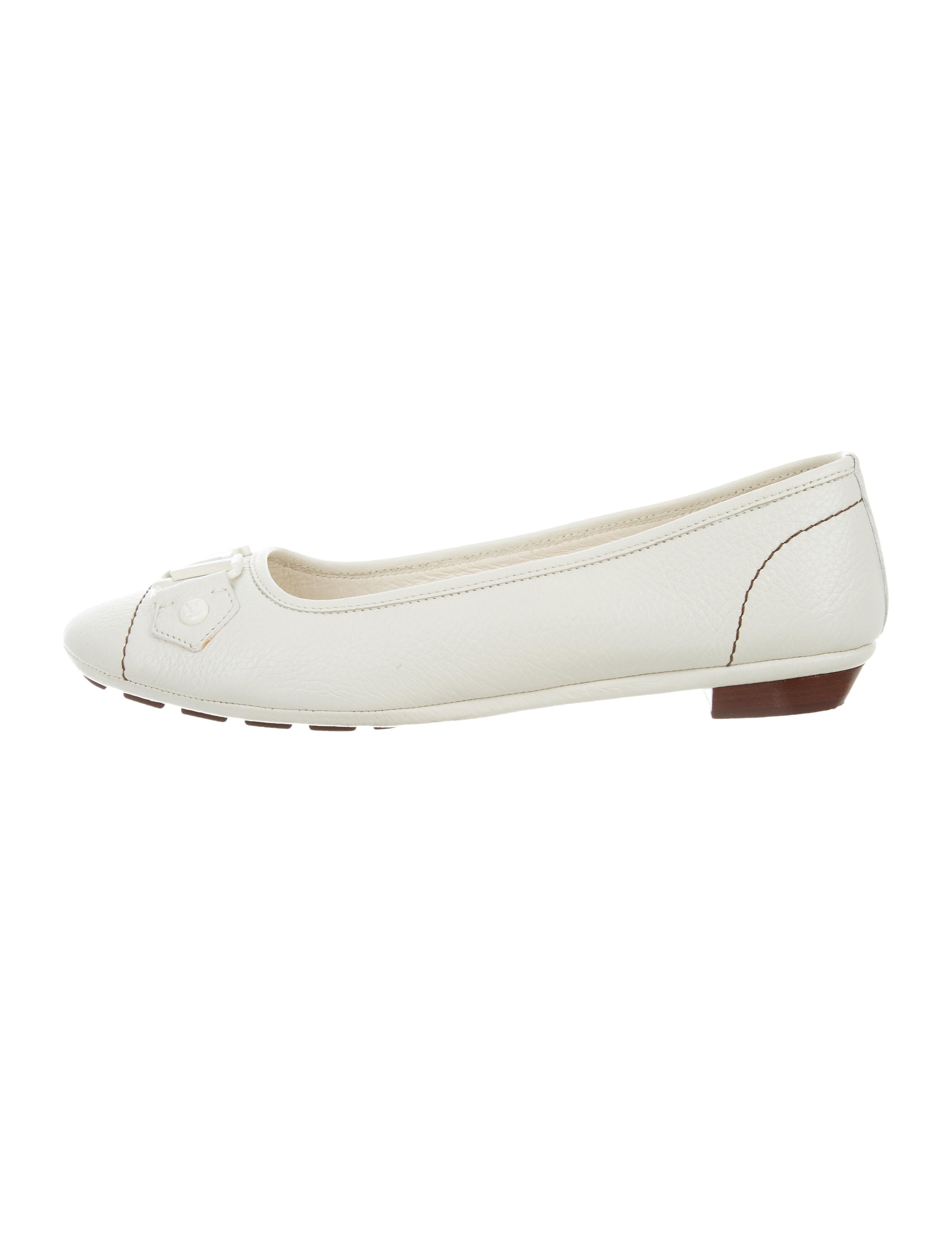 louis vuitton flat shoes louis vuitton toe monogram flats shoes lou127301 louis vuitton flat shoes louis vuitton toe monogram flats shoes lou127301