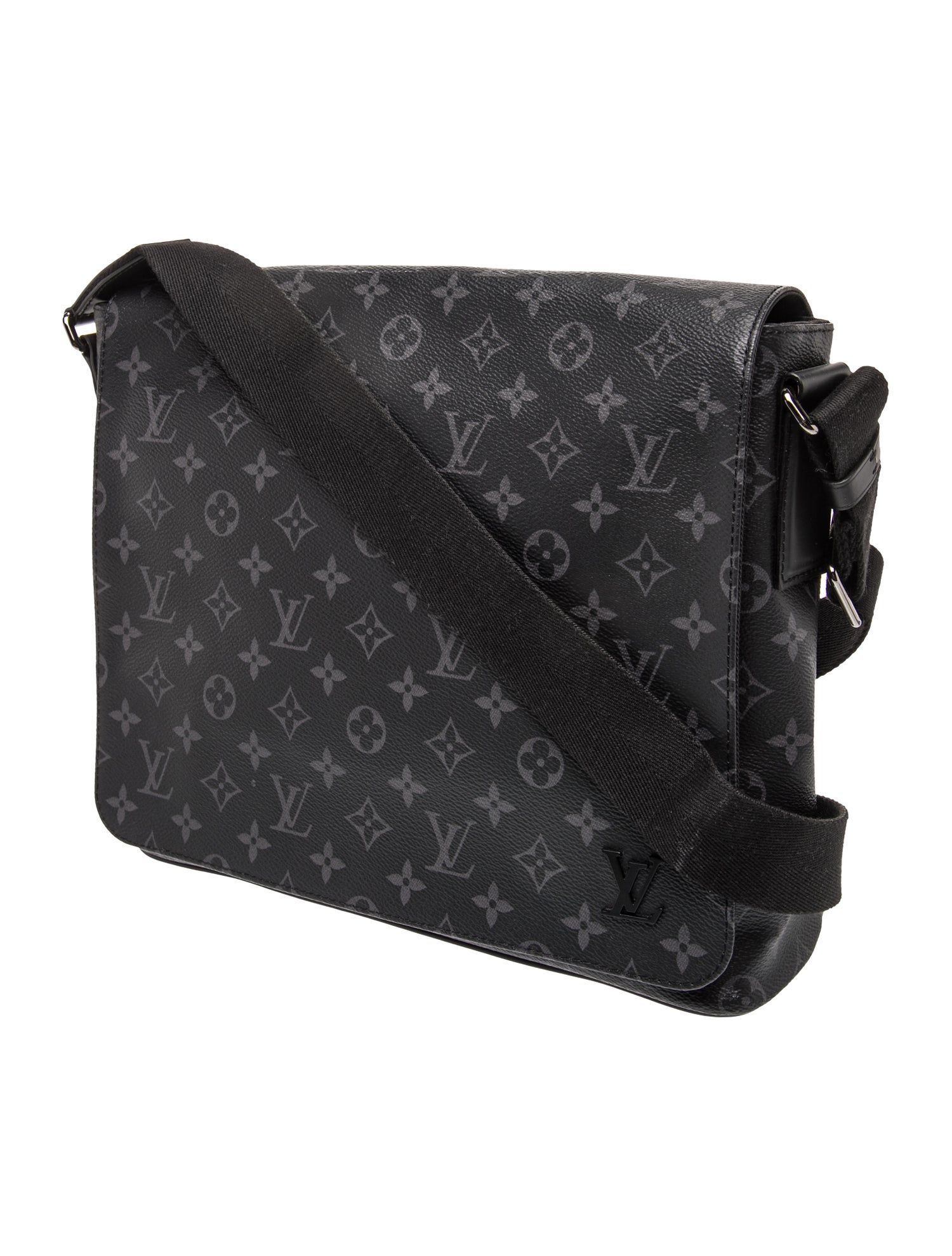 Louis Vuitton Monogram Eclipse District MM