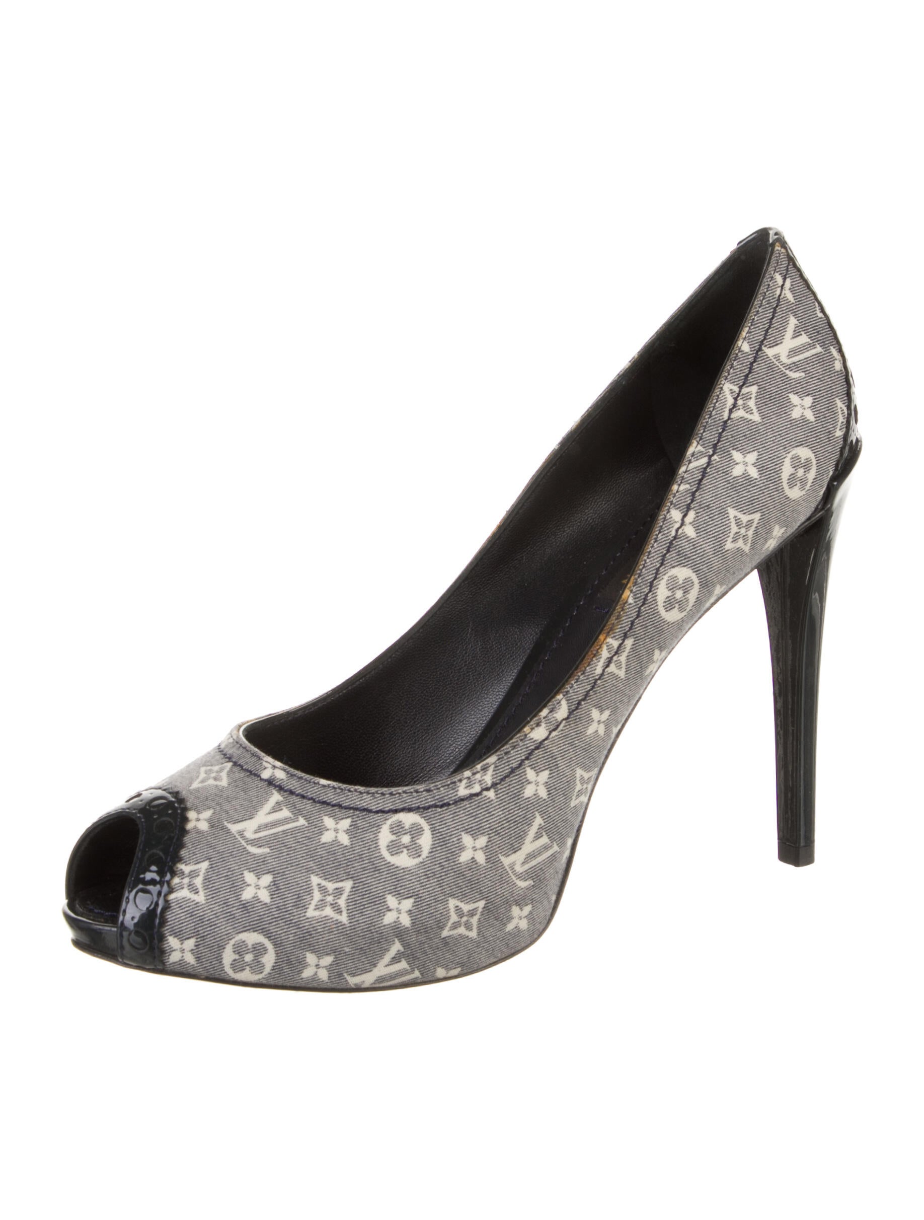 Louis Vuitton Printed Pumps Blue Pumps, Shoes LOU442601 The RealReal