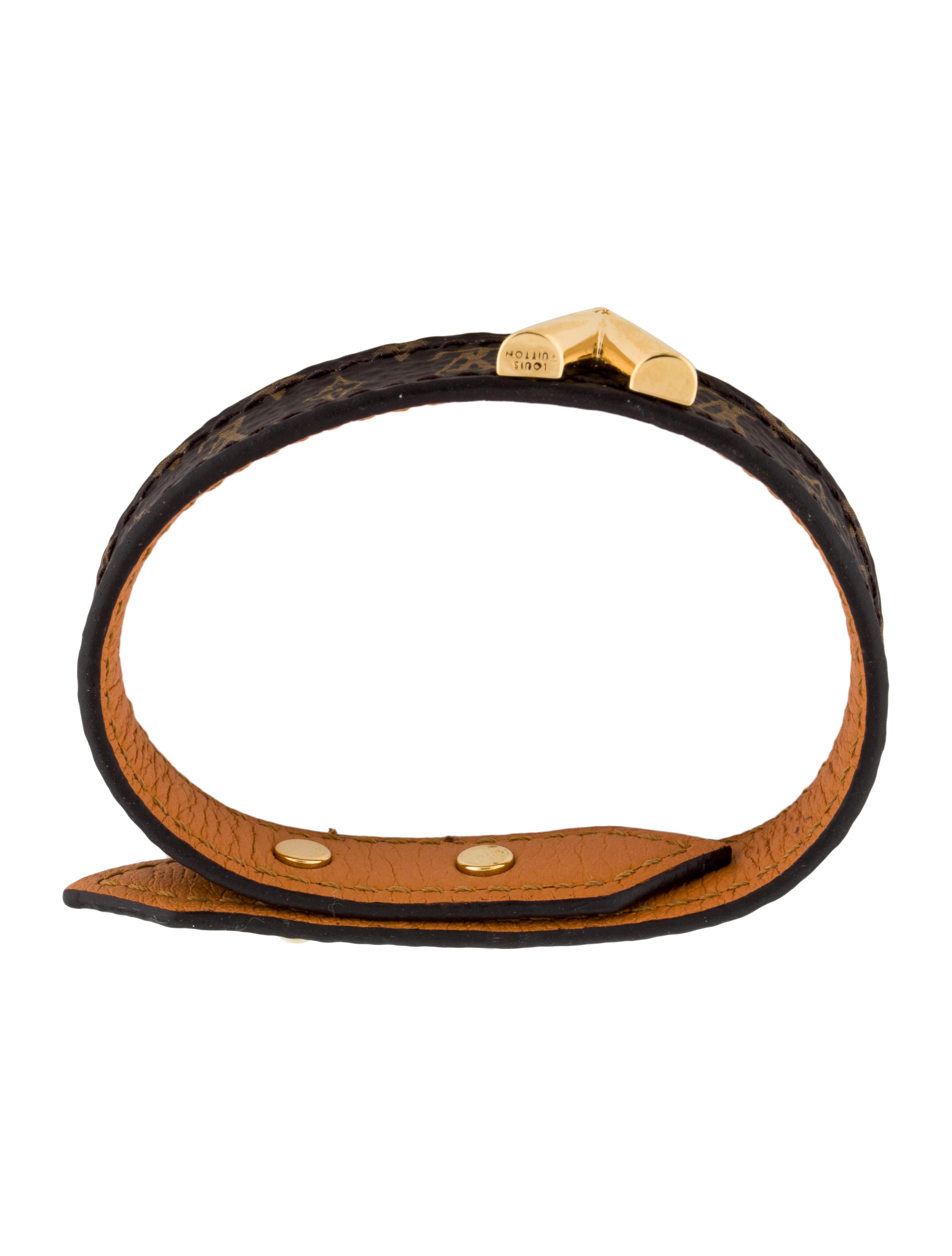 essential v bracelet price