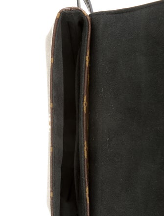 Louis Vuitton Monogram Locky BB