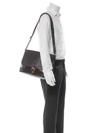 Louis Vuitton Utah Omaha Messenger Bag