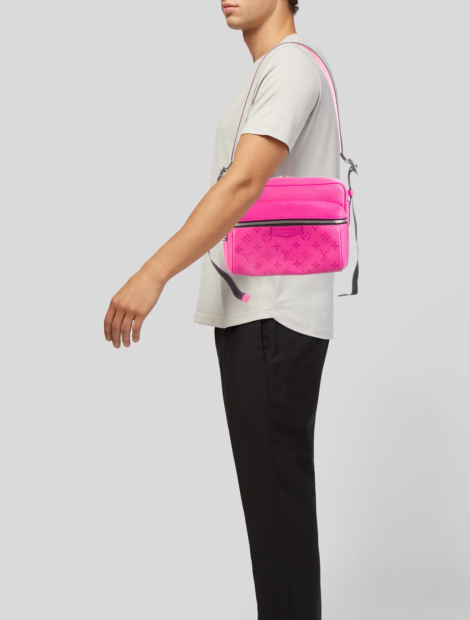 Louis Vuitton 2021 Monogram Taigarama Outdoor Messenger Pink