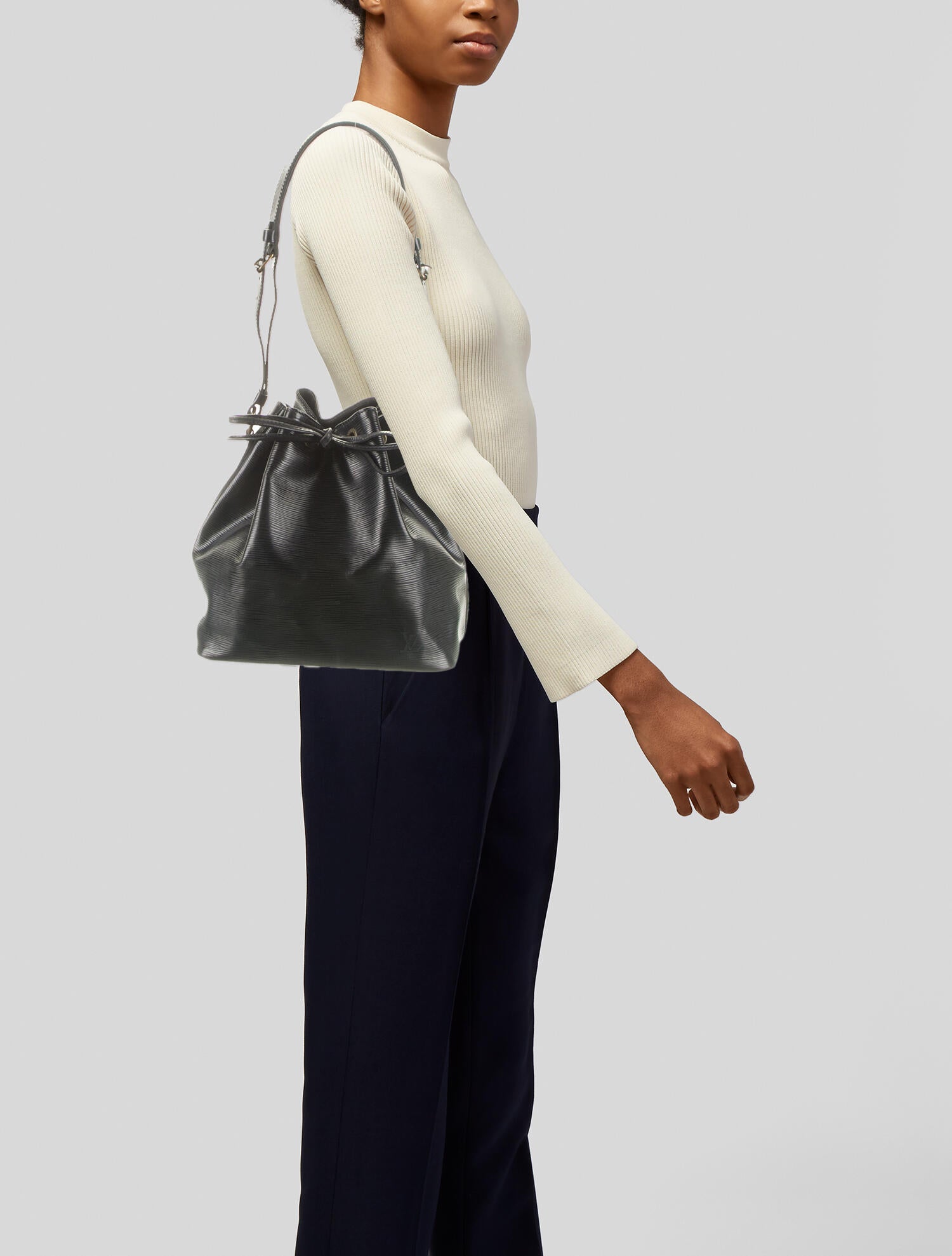 Louis Vuitton Vintage Noe GM Bucket Bag Black Bucket Bags, Handbags