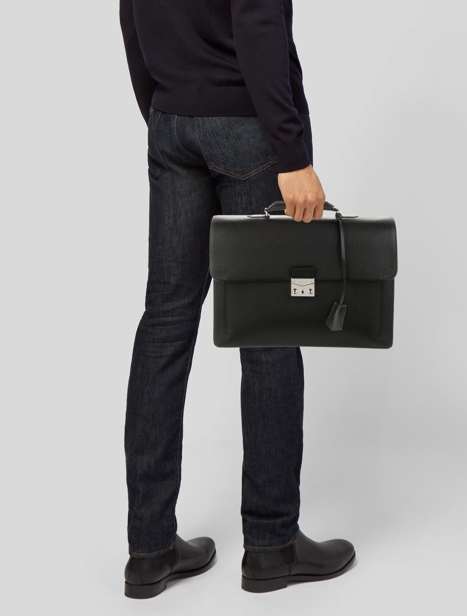 Louis Vuitton Taiga Associe Cartable 1