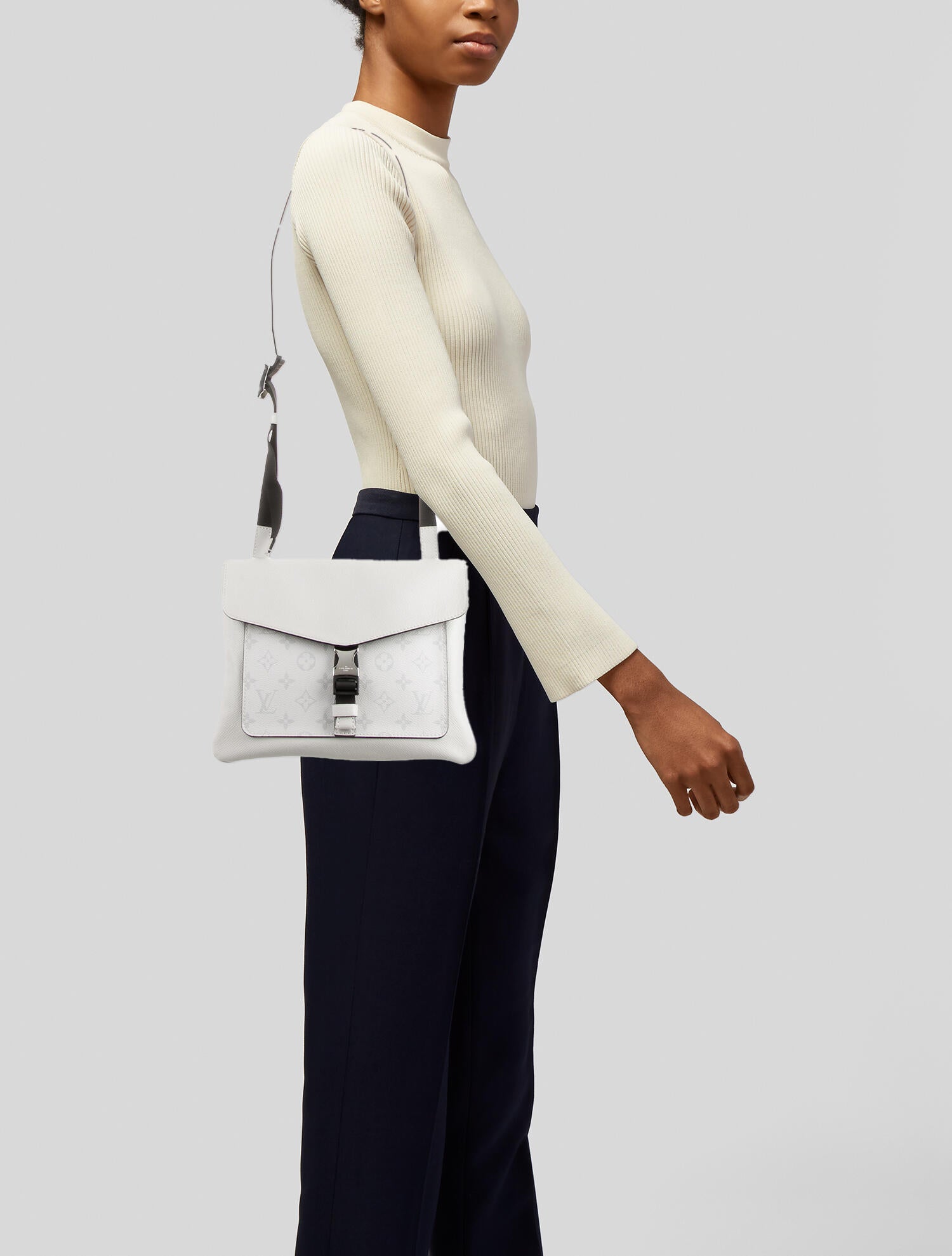 Louis Vuitton Taigarama Outdoor Flap Messenger White Messenger Bags