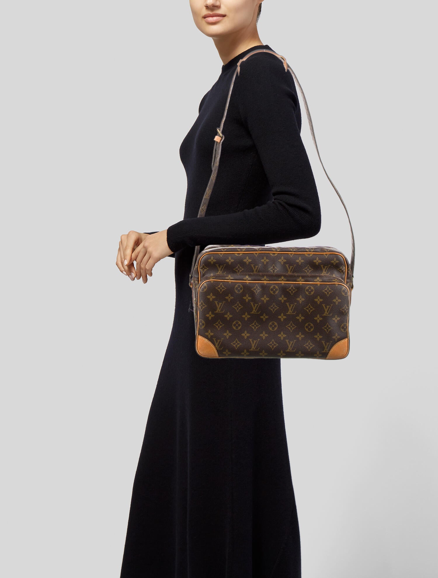 Louis Vuitton 1988 Vintage Monogram Nil - Brown Shoulder Bags
