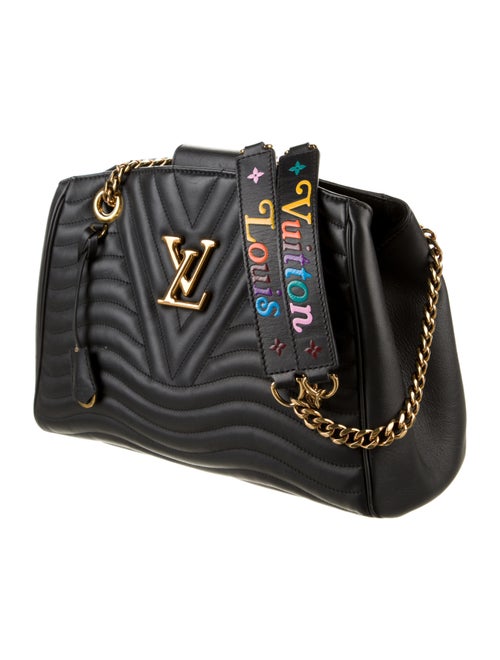 Louis Vuitton New Wave Chain Tote
