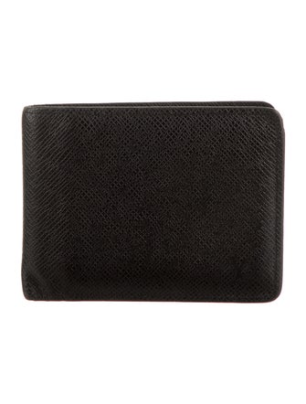 Louis Vuitton 2018 Taiga Leather Slender NM