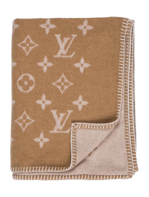 Louis Vuitton Neo Monogram Throw Blanket