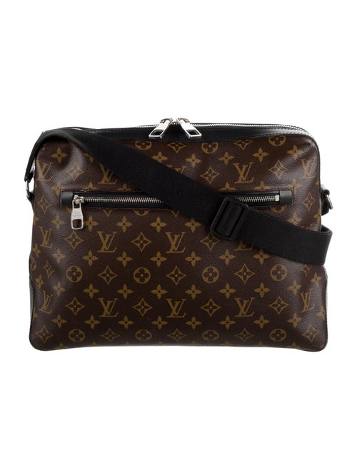 Louis Vuitton Monogram Macassar Torres GM