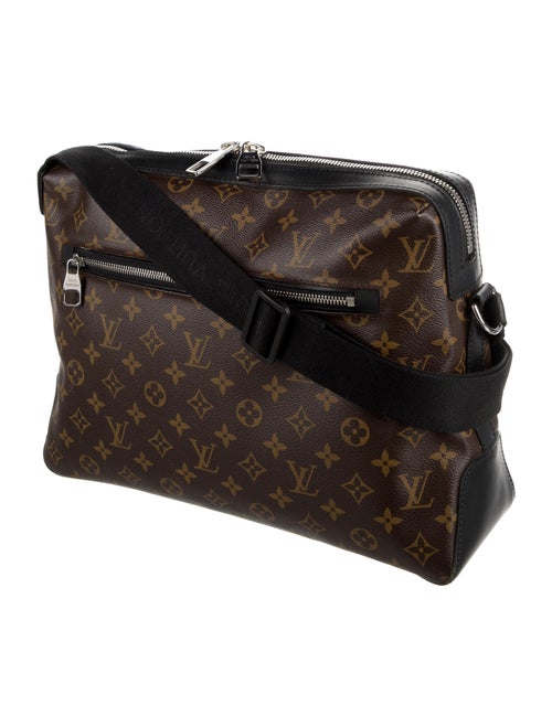 Louis Vuitton Monogram Macassar Torres GM