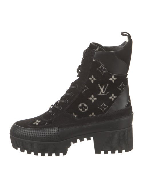 combat louis vuitton