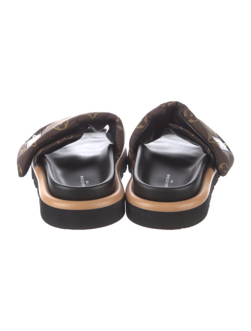 Louis Vuitton 2022 Pool Pillow Slides