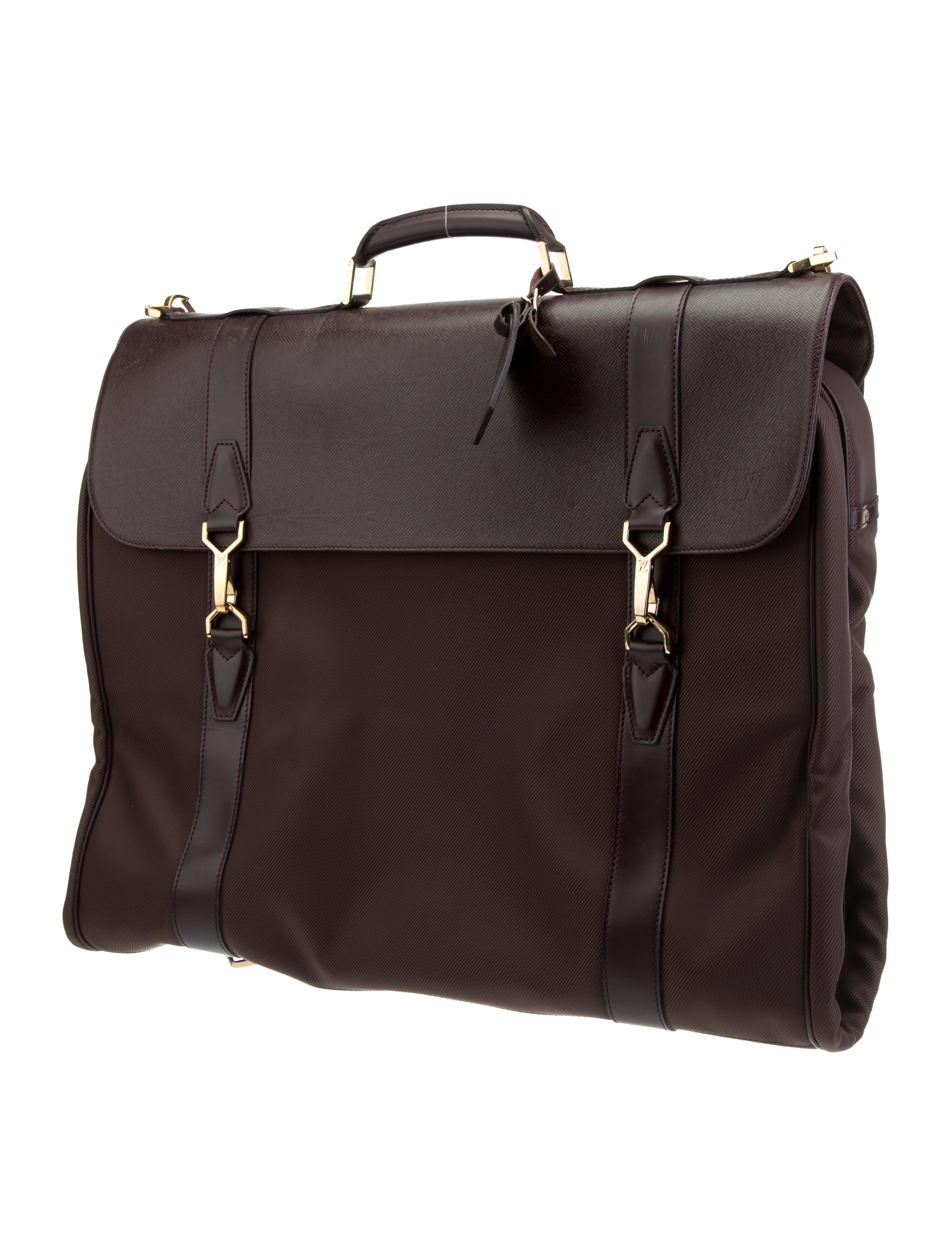 Louis Vuitton Taïga Gibeciere Garment Bag Burgundy Garment Covers