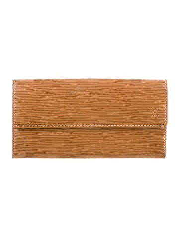 Louis Vuitton Wallets Vintage 2006 Sarah Wallet
