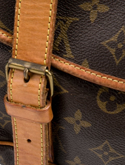 Louis Vuitton Monogram Saumur 43