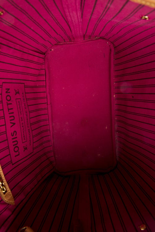 Louis Vuitton Monogram Neverfull MM w/ Pouch