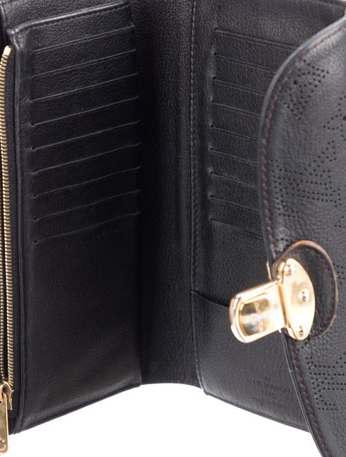 Louis Vuitton 2012 LV Monogram Amelia Wallet