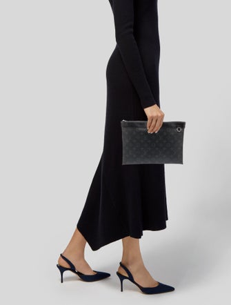 Louis Vuitton Monogram Eclipse Discovery Pochette GM