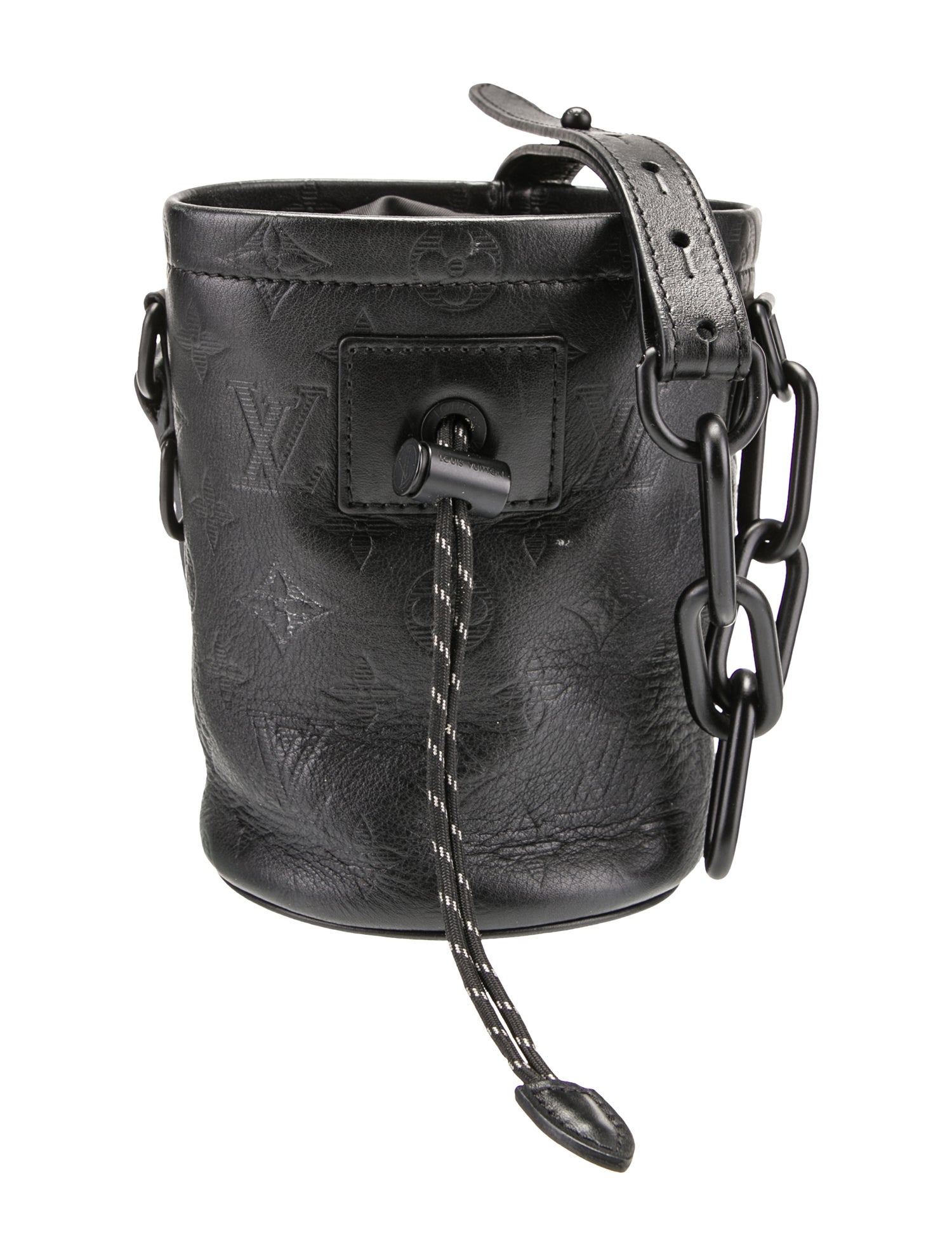 Louis Vuitton Shadow Chalk Nano