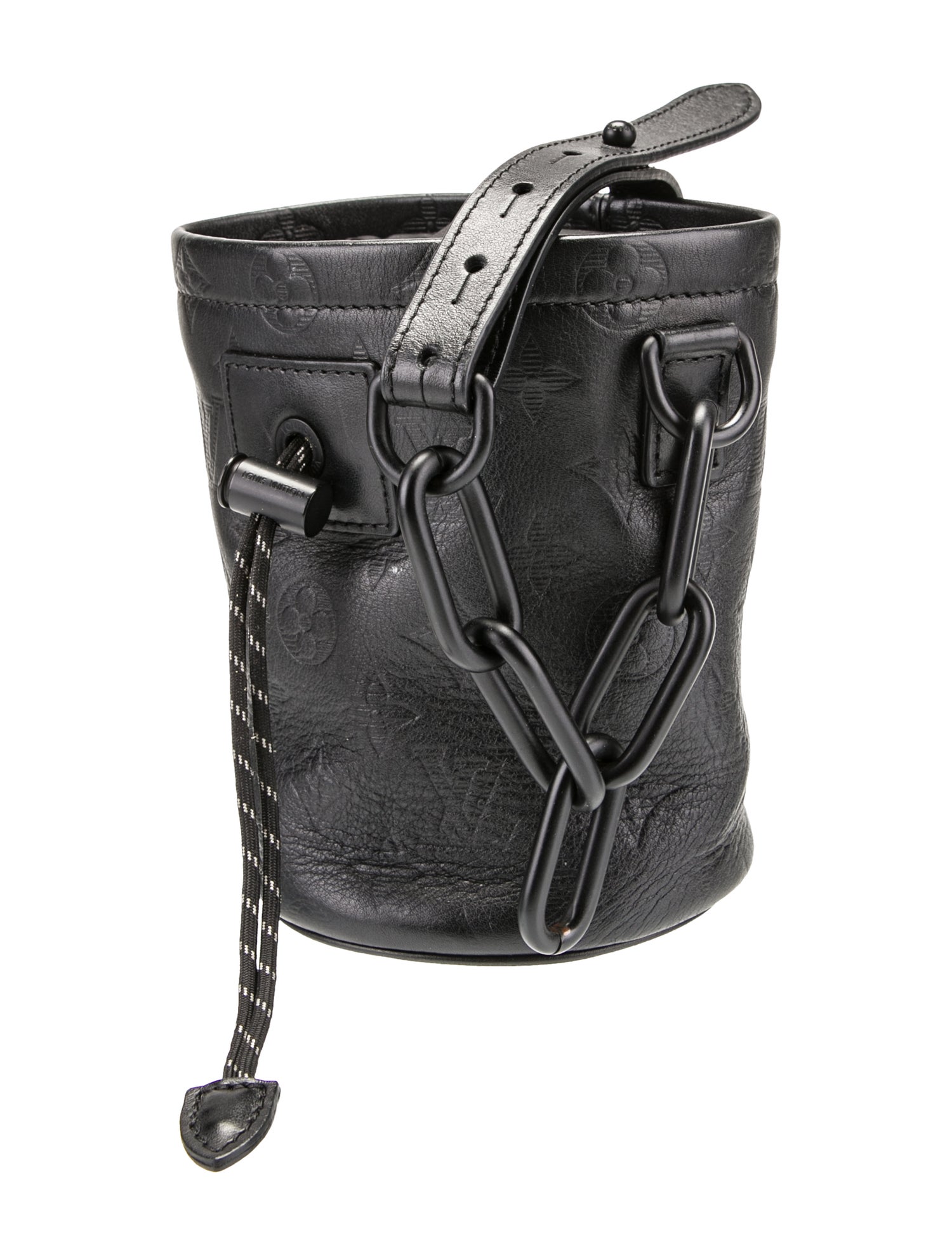 Louis Vuitton Shadow Chalk Nano