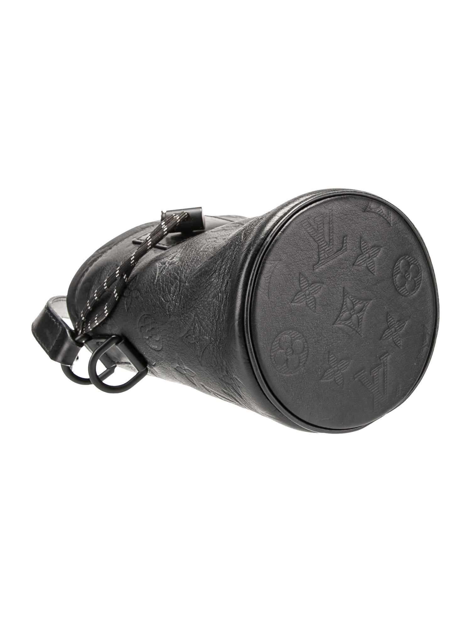 Louis Vuitton Shadow Chalk Nano