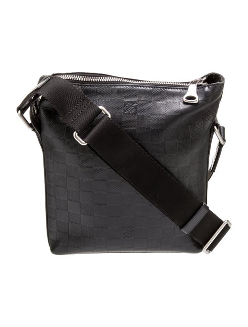 Louis Vuitton Damier Infini Discovery Messenger BB