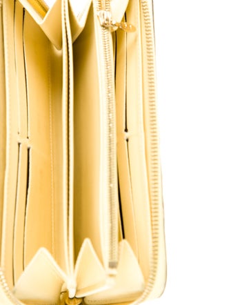 Louis Vuitton 2014 Vernis Patent Leather Zippy Wallet