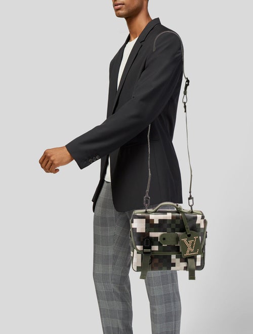 Louis Vuitton 2024 Damoflage Trail Messenger Bag